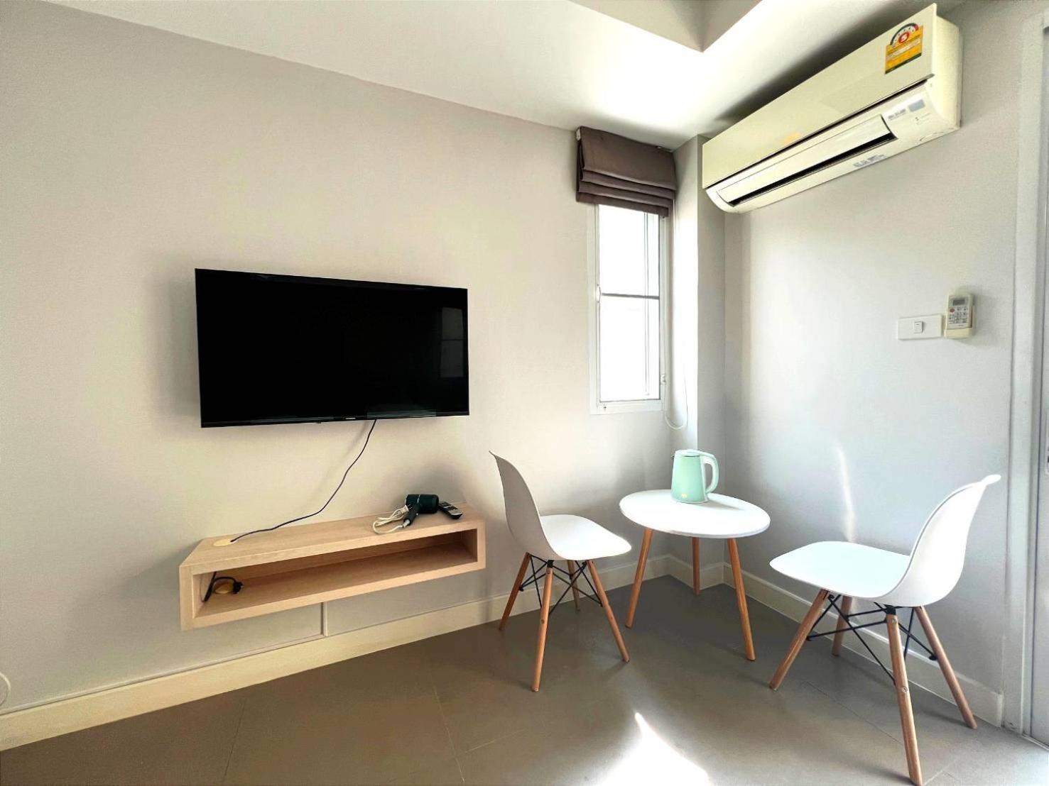 Go Inn Silom - Bts Saint Louis Bangkok Exterior photo