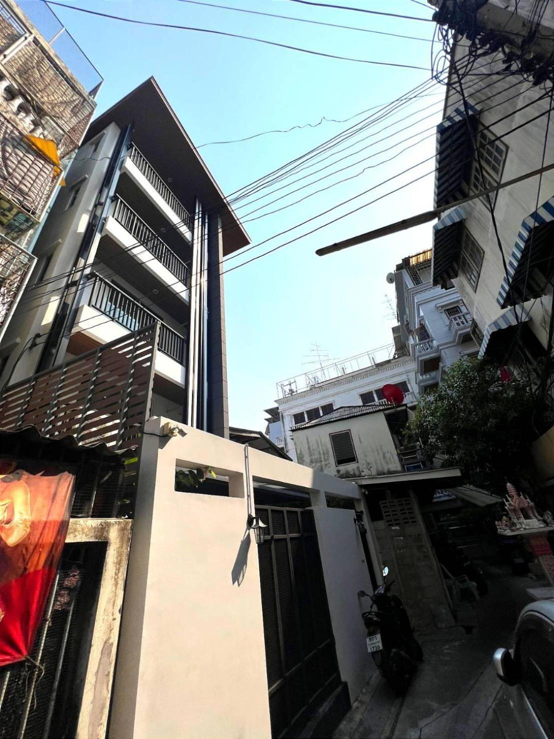 Go Inn Silom - Bts Saint Louis Bangkok Exterior photo